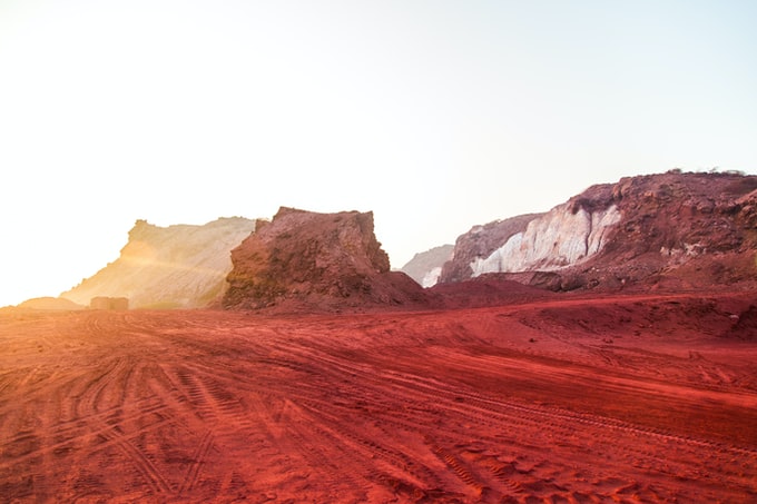 Anoche soñé con tierra roja, ¿Qué significado podría tener este sueño para mi vida?